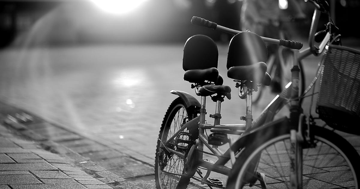 子供を預けて働く日々、自転車、節約